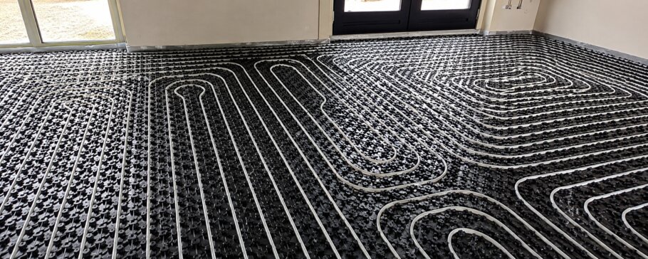 Energiearme staalframewoning met warmtepomp, vloerverwarming en airconditioning