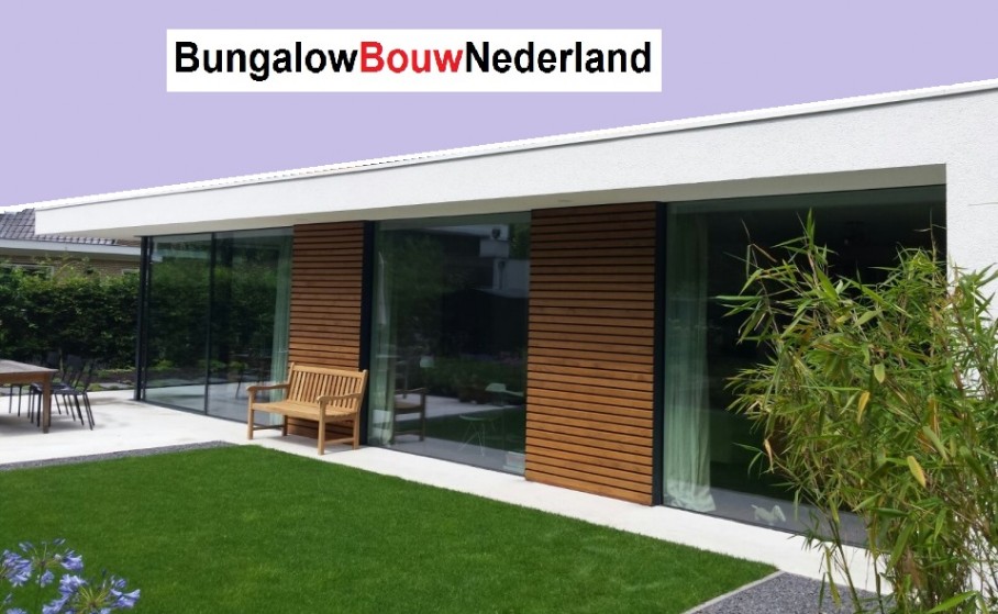 Semibungalow met kleine verdieping dakterras en garage ontwerp H113