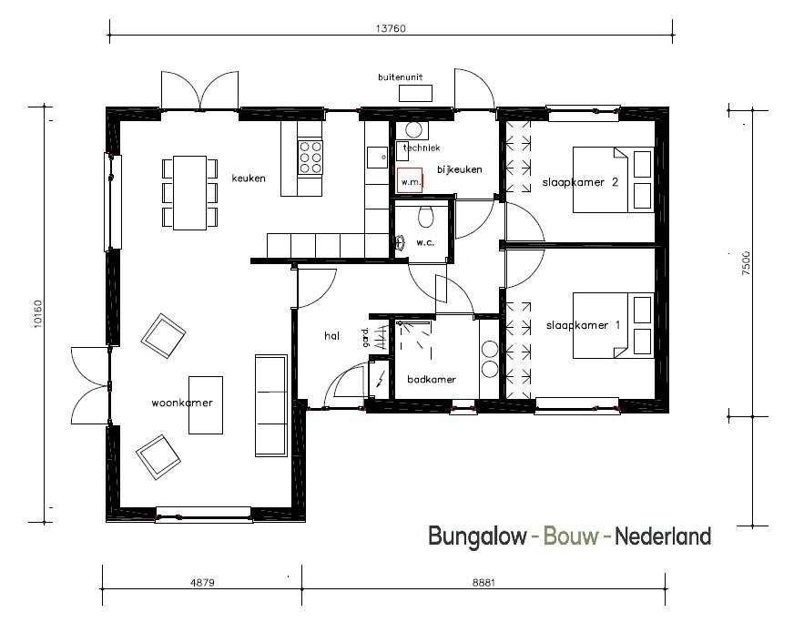 plattegrond en indeling van Moderne gelijkvloerse bungalow van 118 m2 met plat dak L-180 met grote glaspartijen en levensloopbestendige indeling